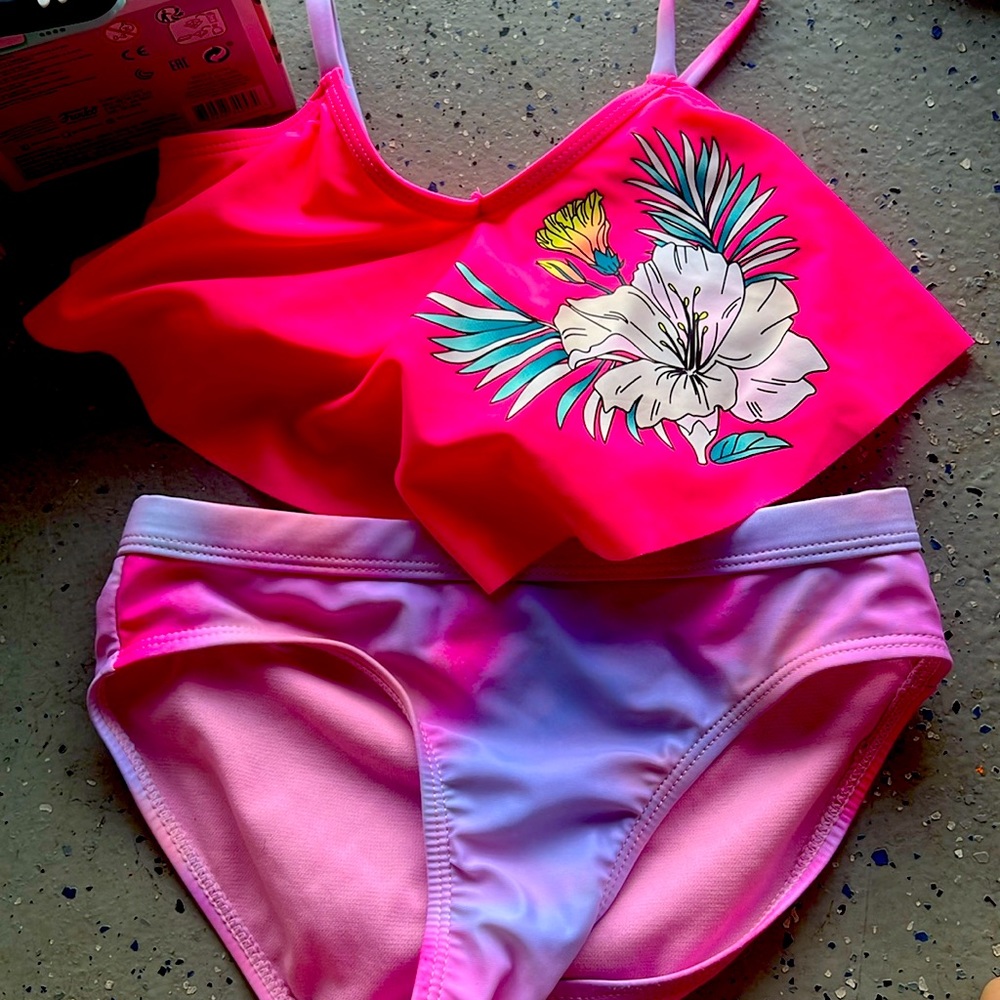 swim wear